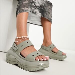 Crocs Mega Crush Platform Sandals - Green